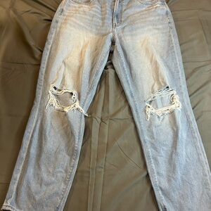 American Eagle Mom Jeans Size 12 regular light blue women’s